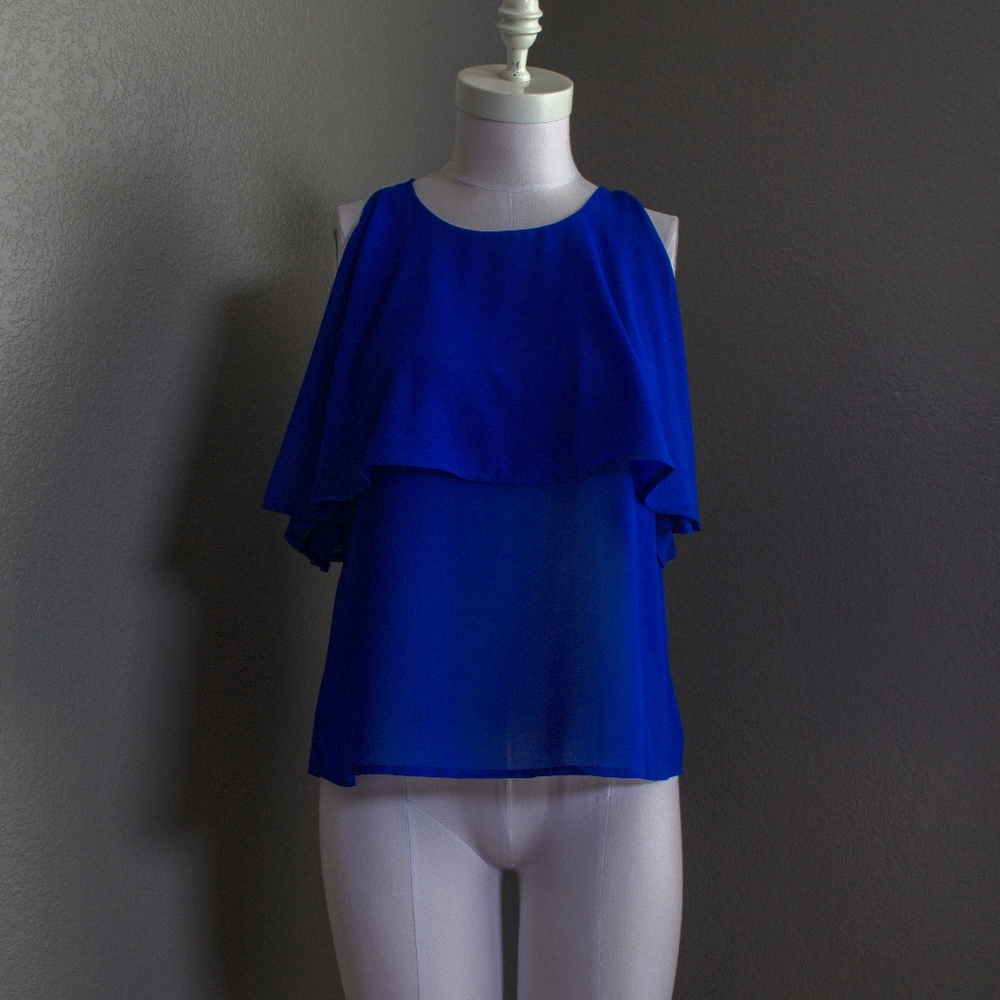 Cut out Shoulder Blouse